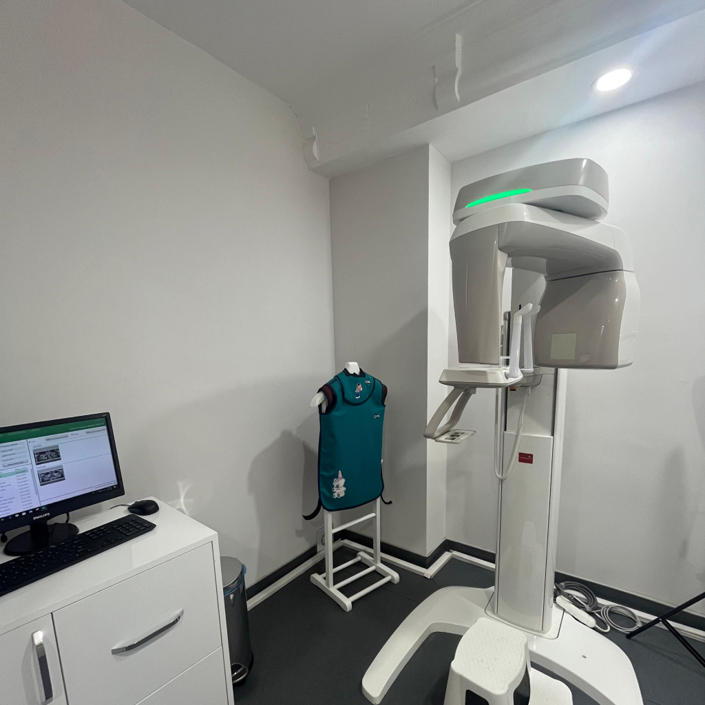 Pediatric dental clinic 2